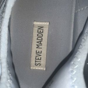 Steve Madden Sneakers